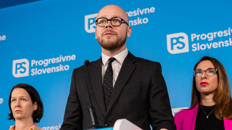 Vláda priznala, že nevie, z čoho zaplatí dostavbu nemocníc