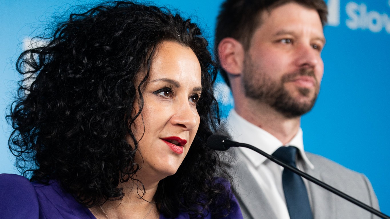 Upozornili sme na pochybné zmluvy v STVR za deväť miliónov, vyšetrovateľ začal trestné stíhanie