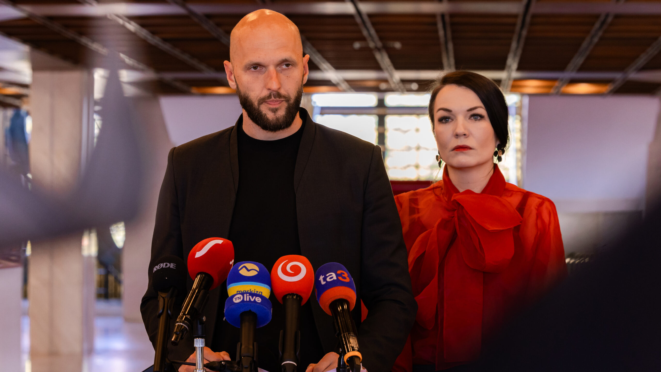 Smeráci snahou o zabezpečenie svojej beztrestnosti ohrozujú eurofondy