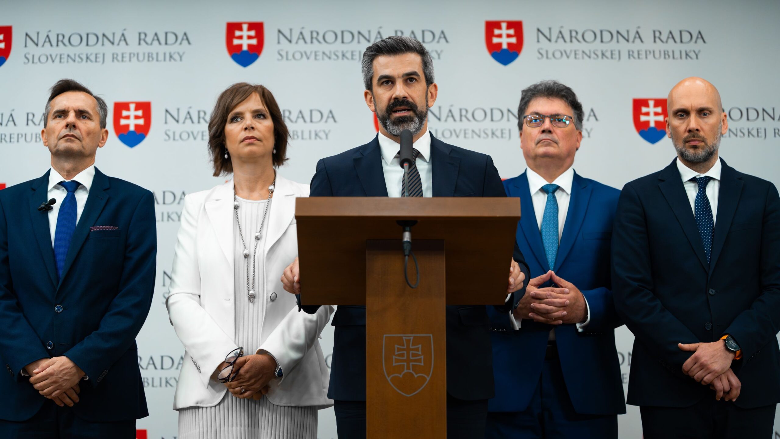 PS spoločne s ďalšími opozičnými stranami podáva návrh na odvolanie ministra Migaľa