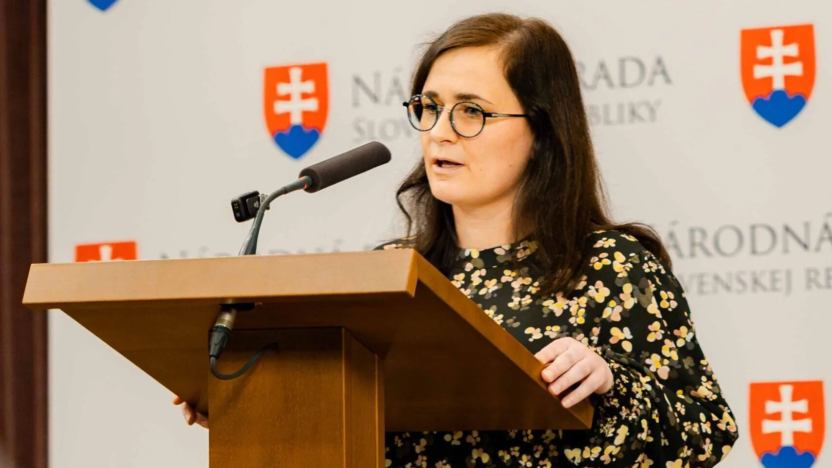 Ján Mažgút v majetkovom priznaní nepriznal byt, ktorý užíva. Podávame podnet na prešetrenie