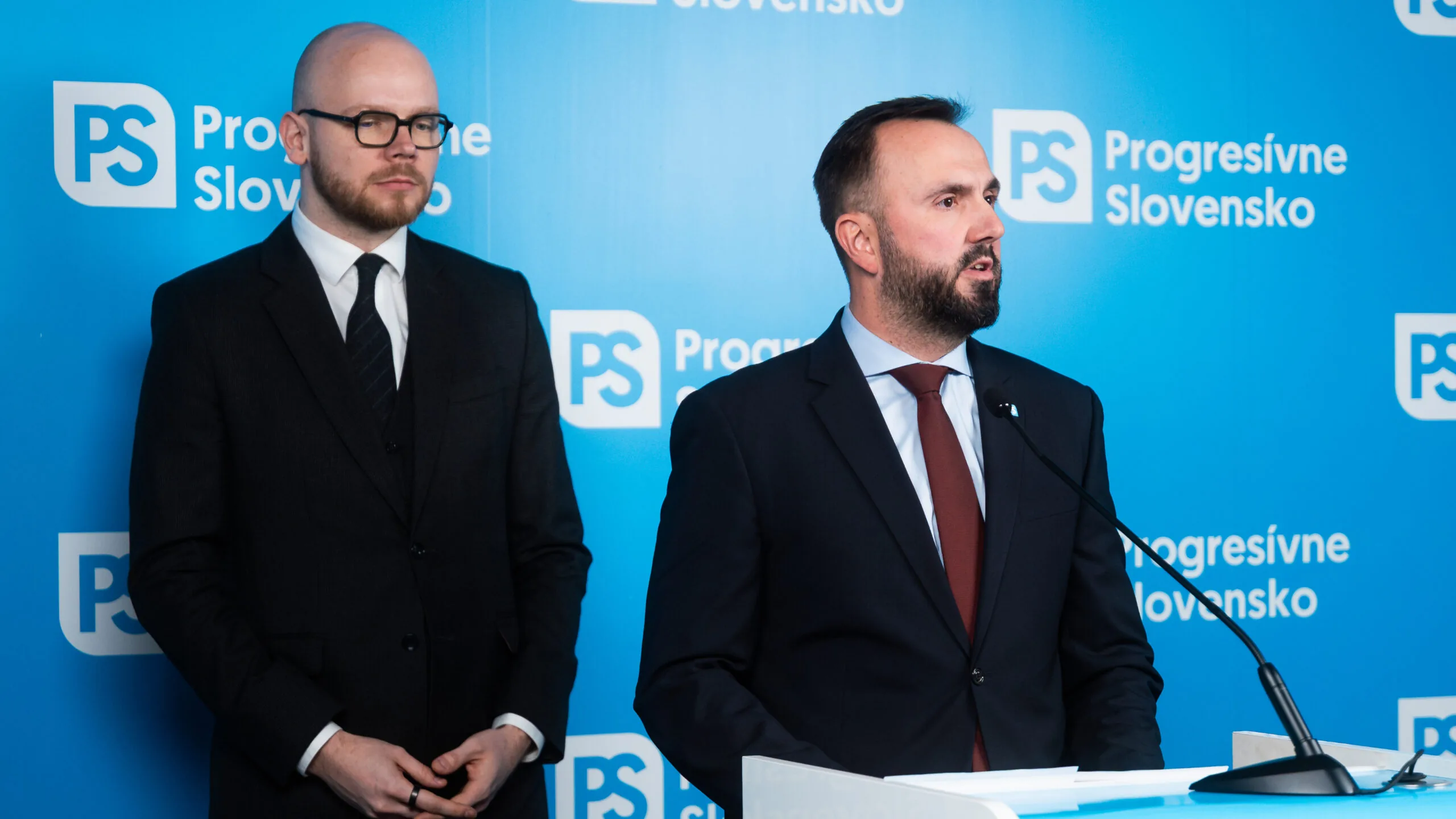 Klamstvá Ficovej vlády výjdu slovenské zdravotníctvo na 50-tisíc denne