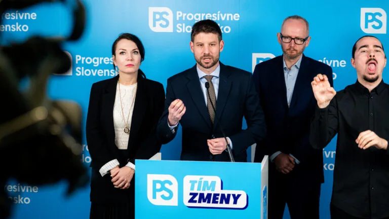 Máme dôkazy, že kamery na slovenských cestách sú ruské. Potvrdzujú prepojenia firiem a ľudí s Moskvou