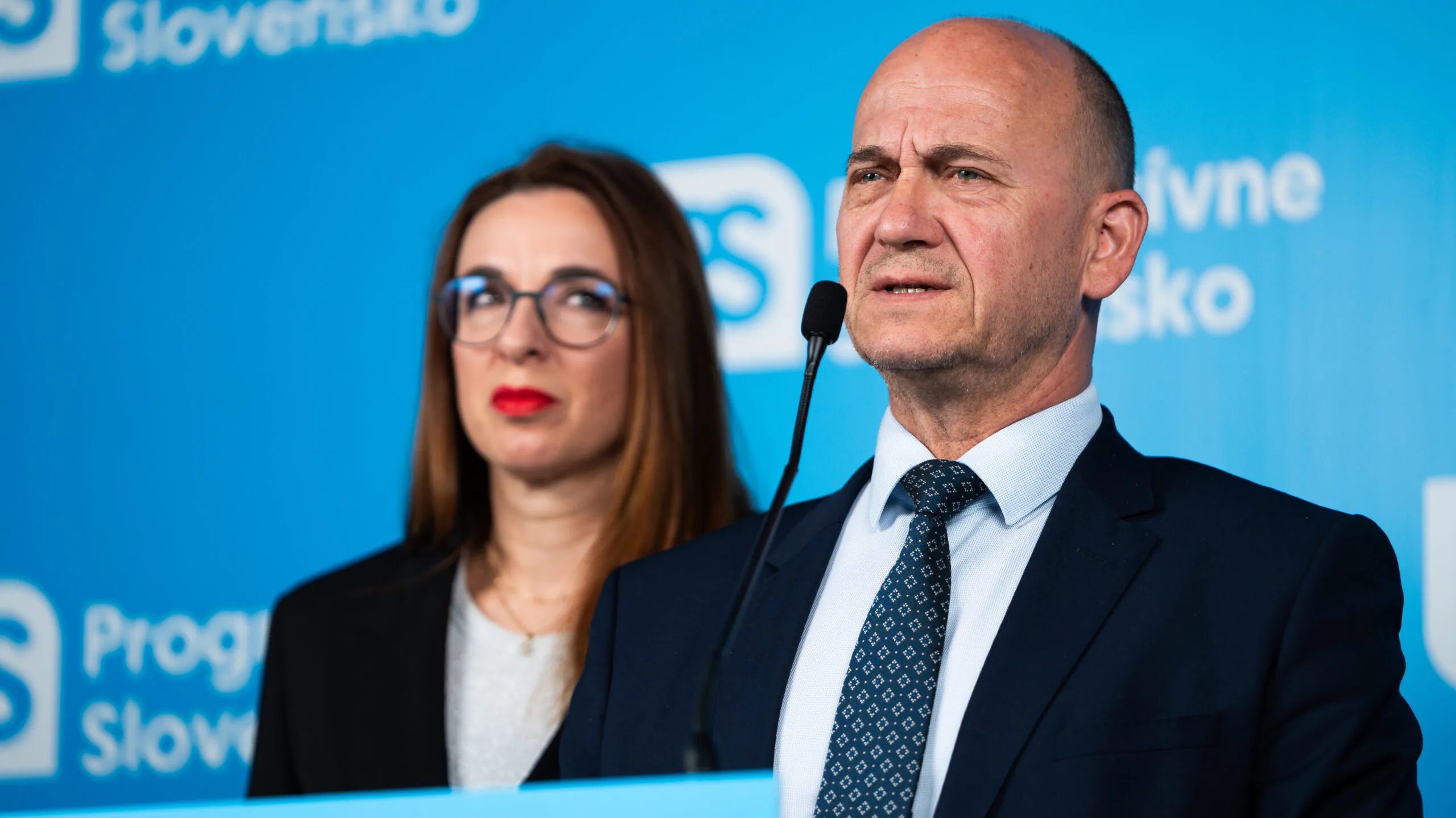 Šutaj Eštok vyhadzuje 146 upratovačiek