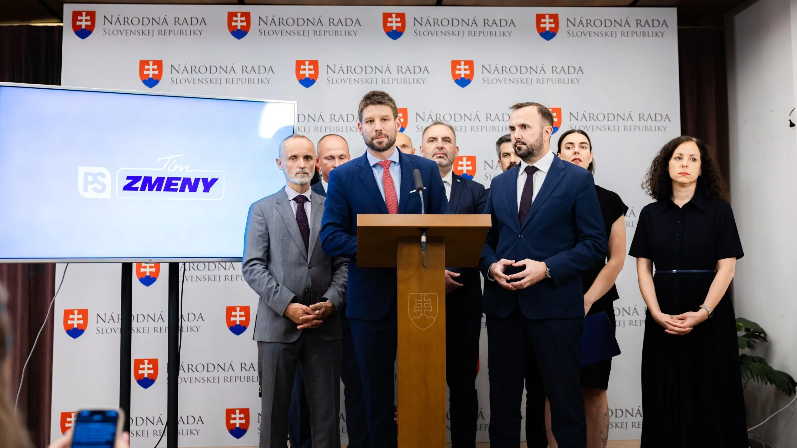 Takúto hanbu sme tu za 15 rokov ešte nemali, vláda má ľudí za idiotov