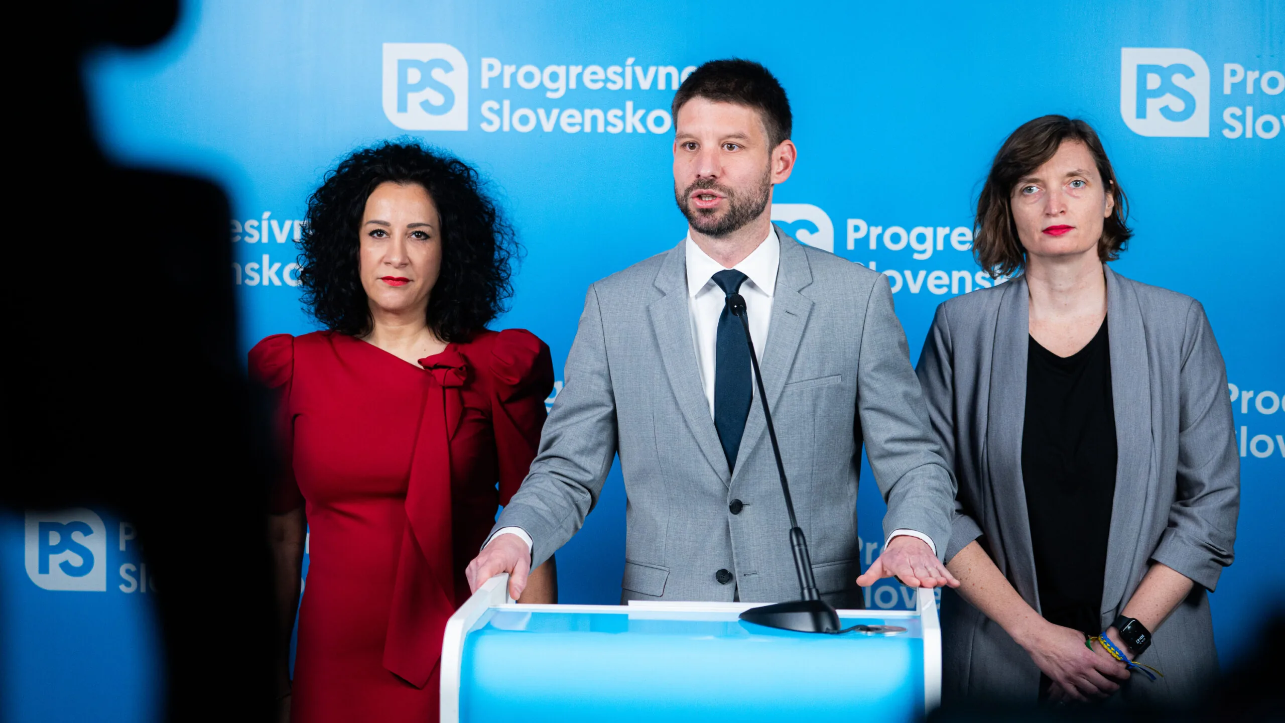 Odpočúvanie v FPU je škandál, premiér, riaditeľ SIS a ministerka kultúry nesmú mlčať