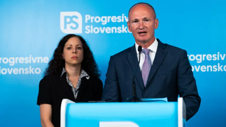 Prečo minister Takáč poľnohospodárom neposkytne sľúbené peniaze?