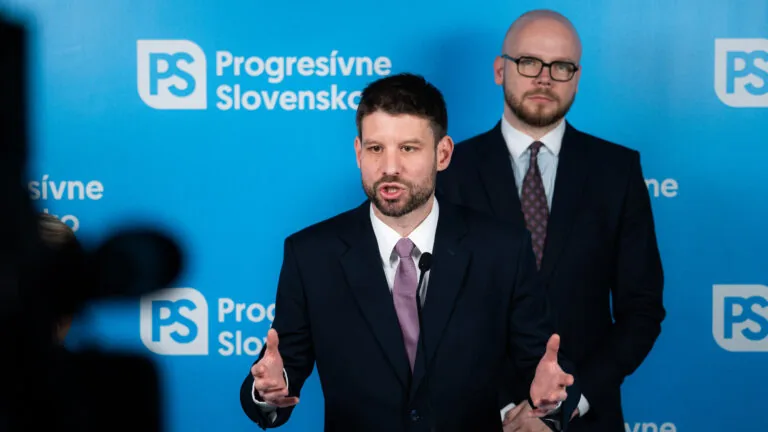 Zdravotníci čelia neustálej agresii, status chránenej osoby nestačí